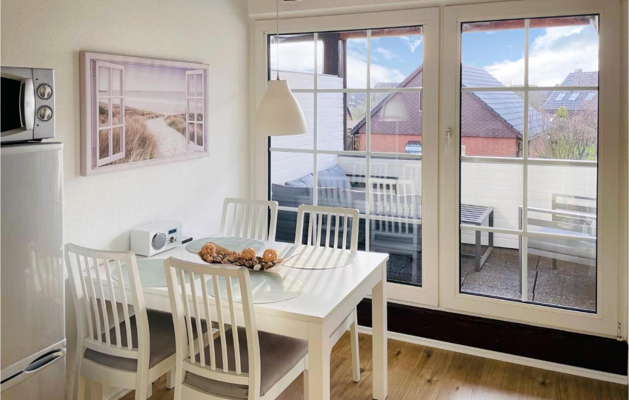 Cozy Apartment In Friedrichskoog With Kitchen 외부 사진