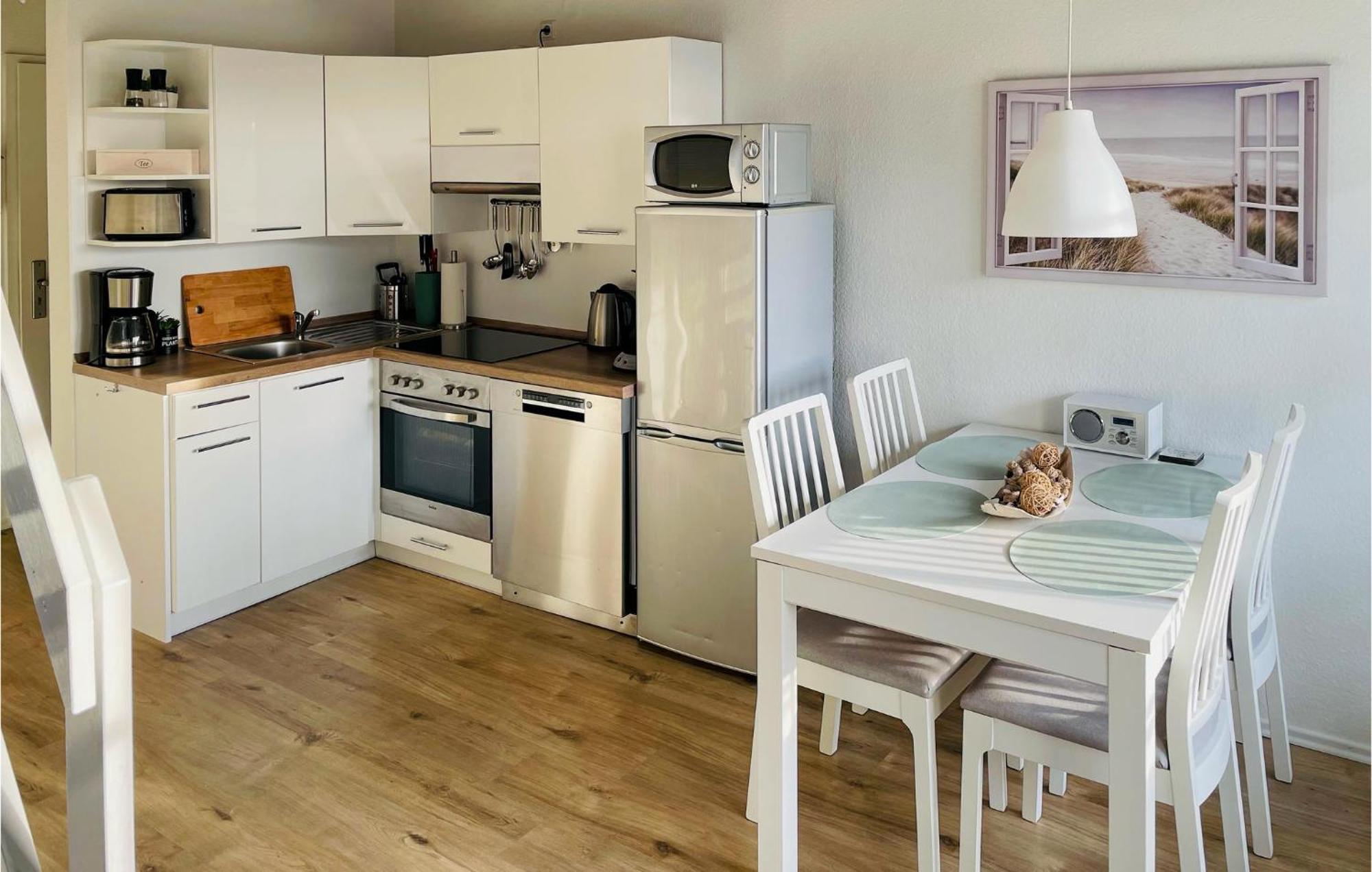 Cozy Apartment In Friedrichskoog With Kitchen 외부 사진